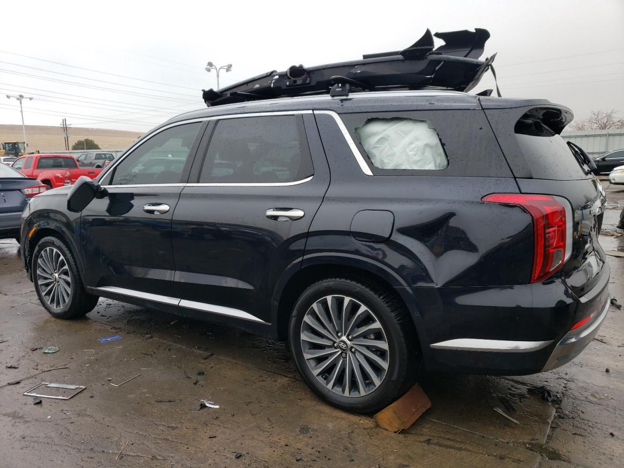 2023 Hyundai Palisade - Image 2