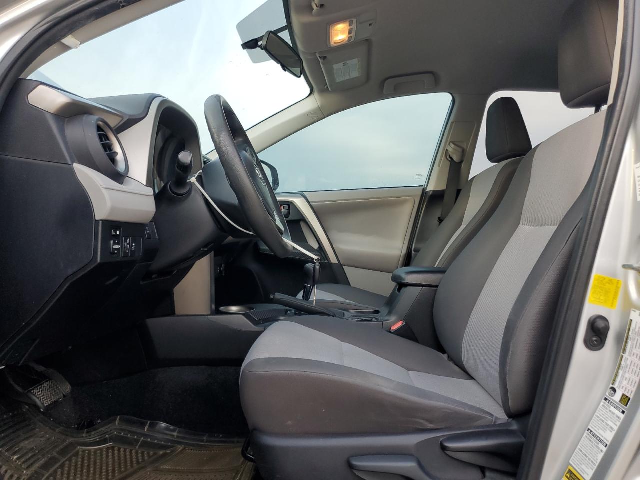 2013 Toyota RAV 4 - Image 7
