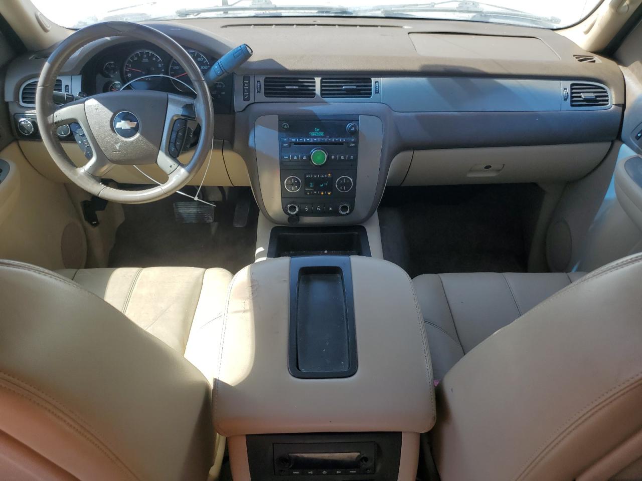 2009 Chevrolet Avalanche - Image 8