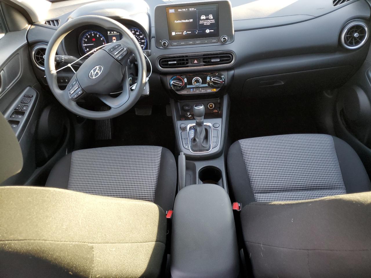 2022 Hyundai Kona - Image 8