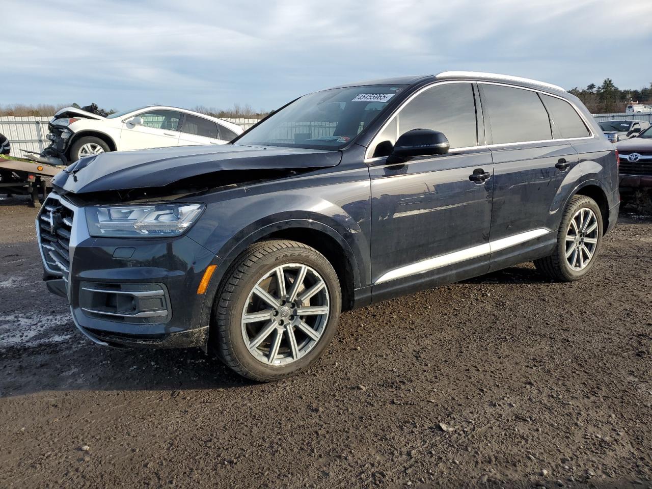 2017 Audi Q7 - Image 1