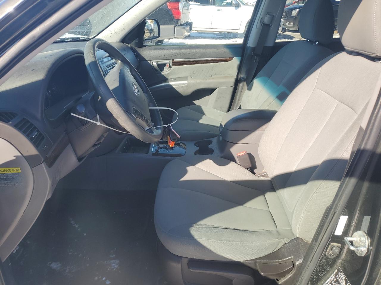 2012 Hyundai Santa Fe - Image 7