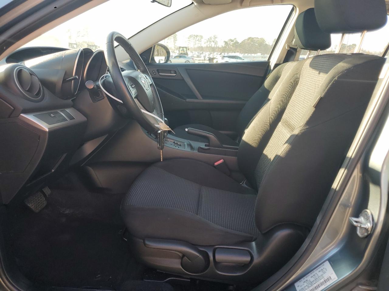 2012 Mazda 3 - Image 7