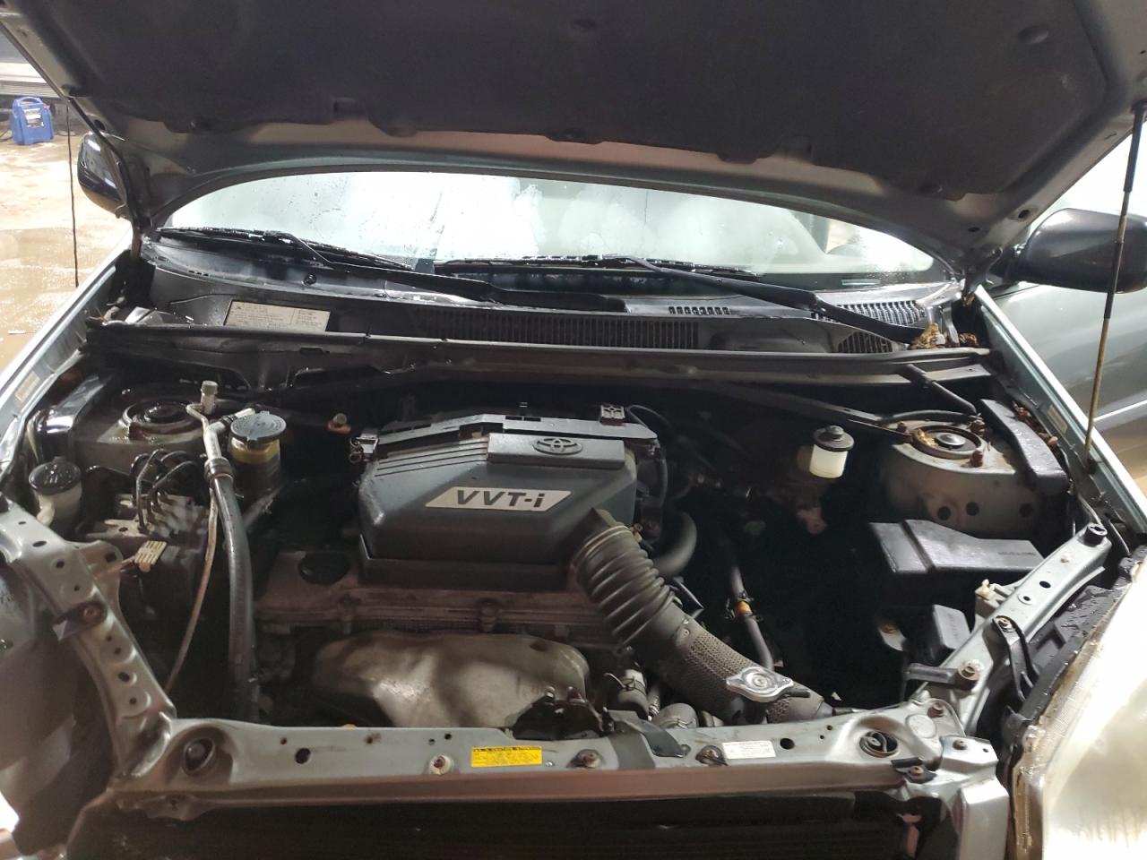 2004 Toyota RAV 4 - Image 11