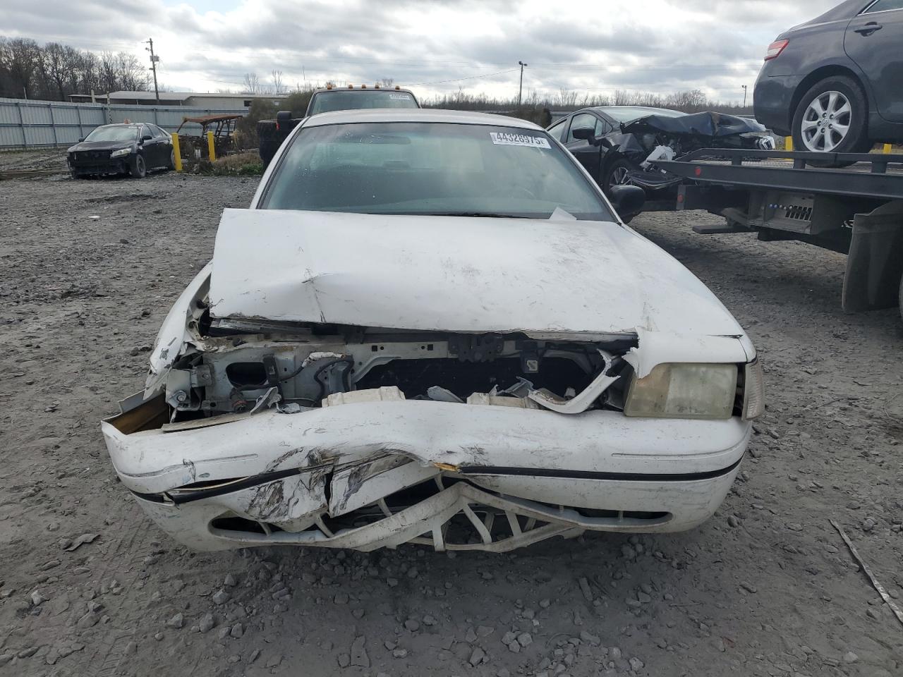 1999 Ford Crown Victoria - Image 5