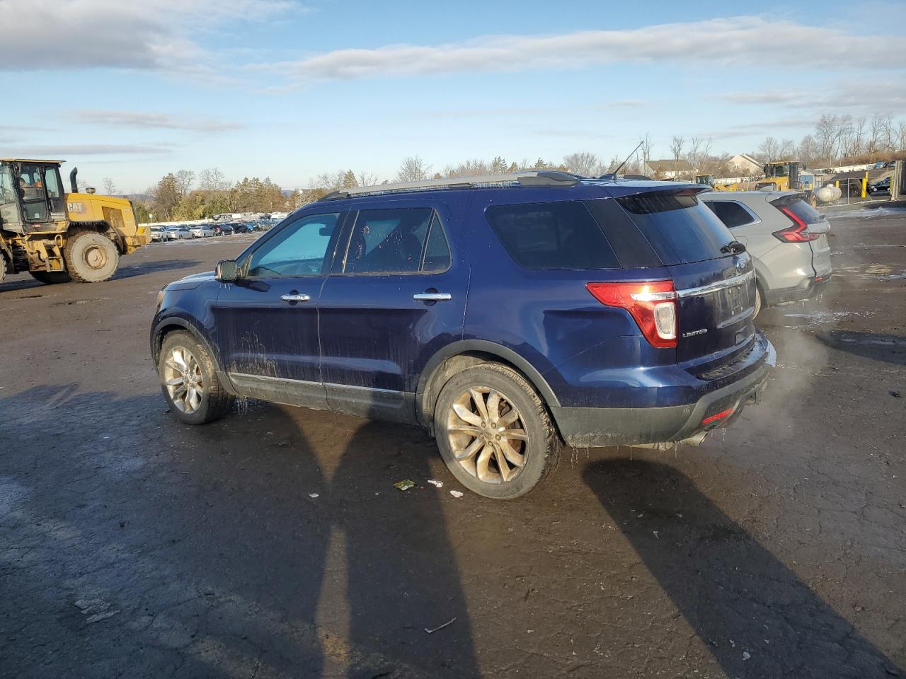2011 Ford Explorer - Image 2