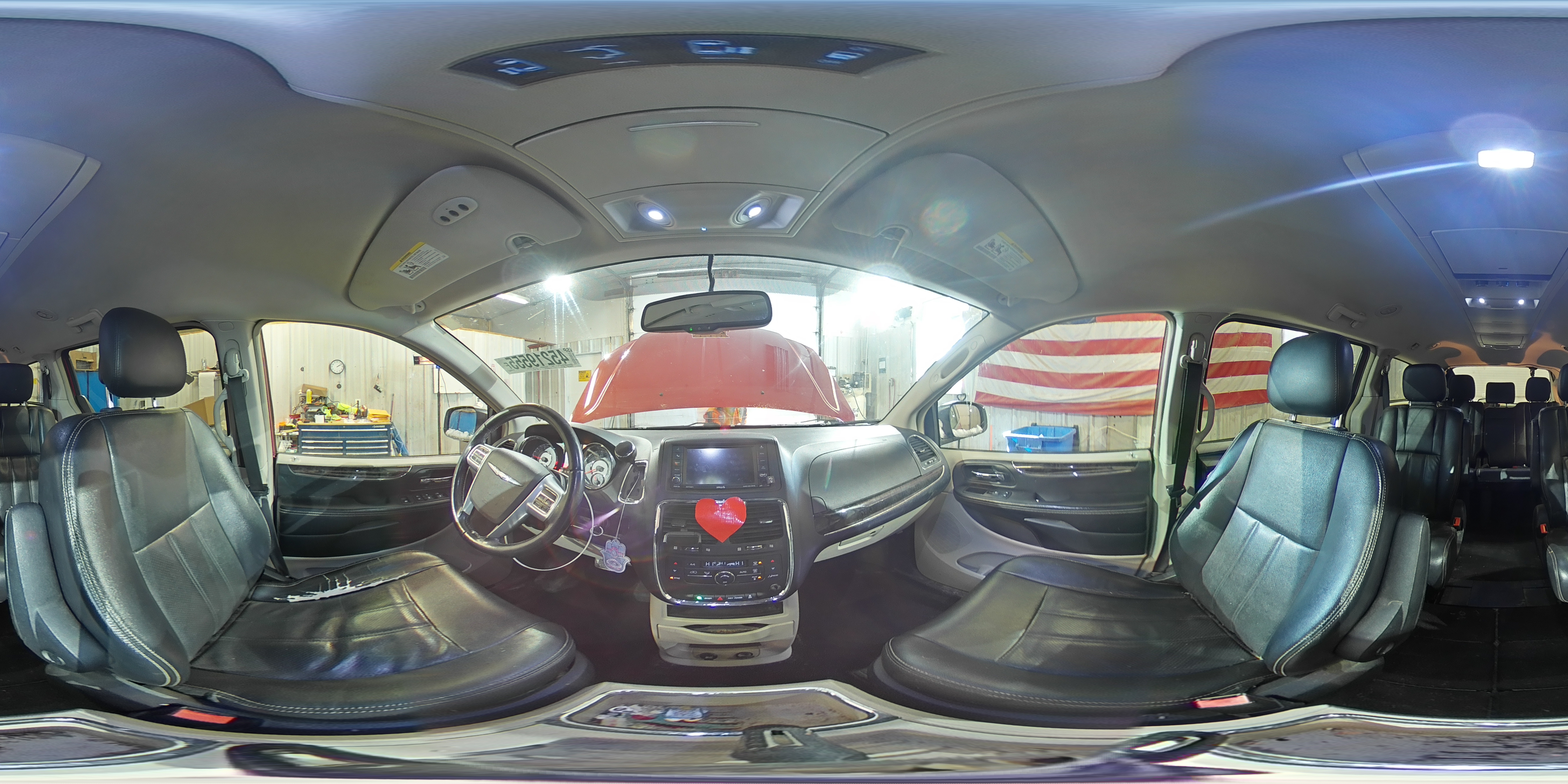 2012 Chrysler Town & Country - Image 14