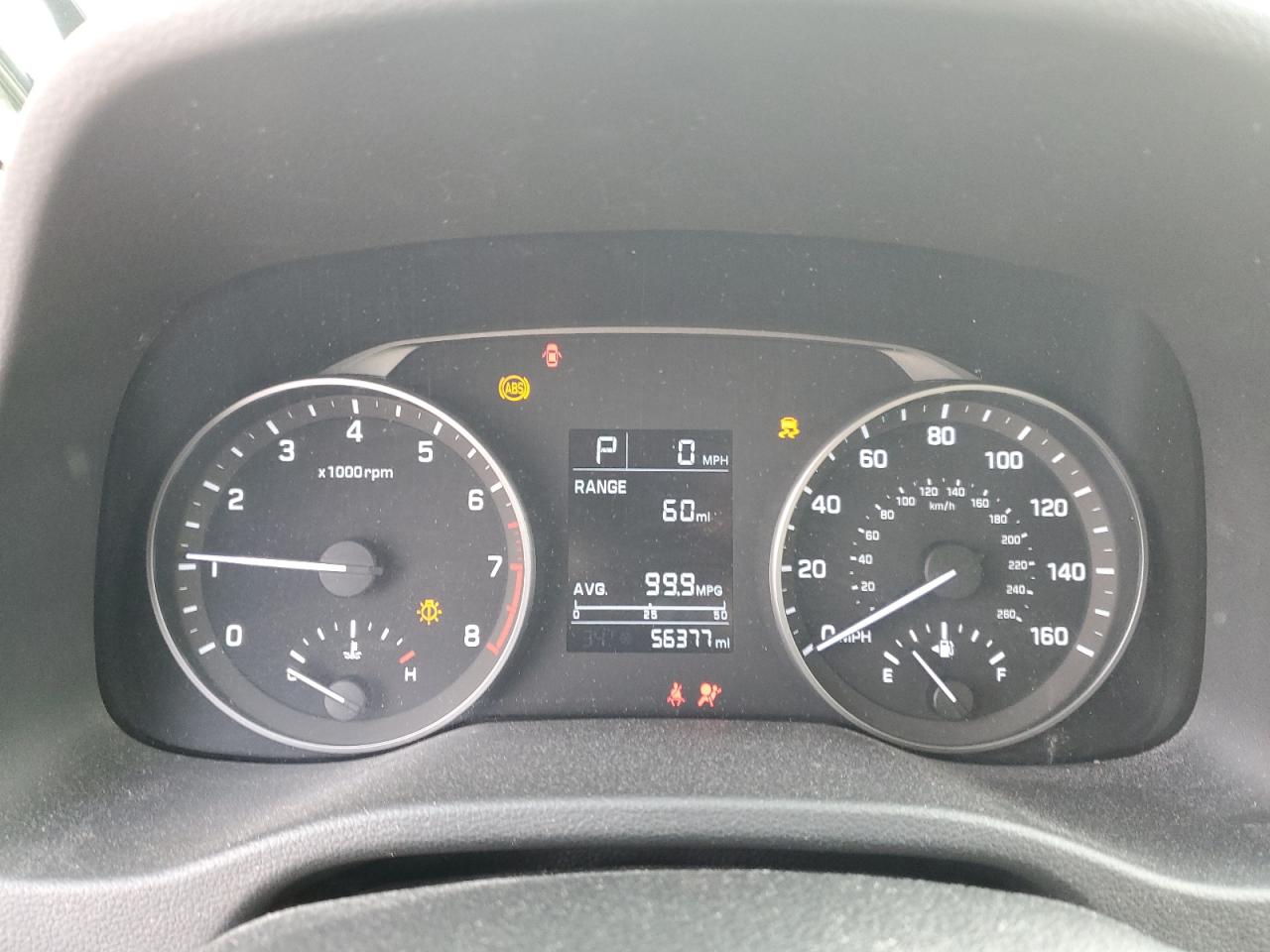 2017 Hyundai Elantra - Image 9
