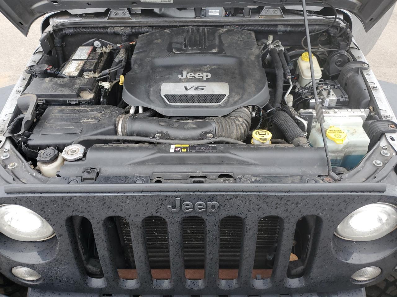 2017 Jeep Wrangler - Image 12