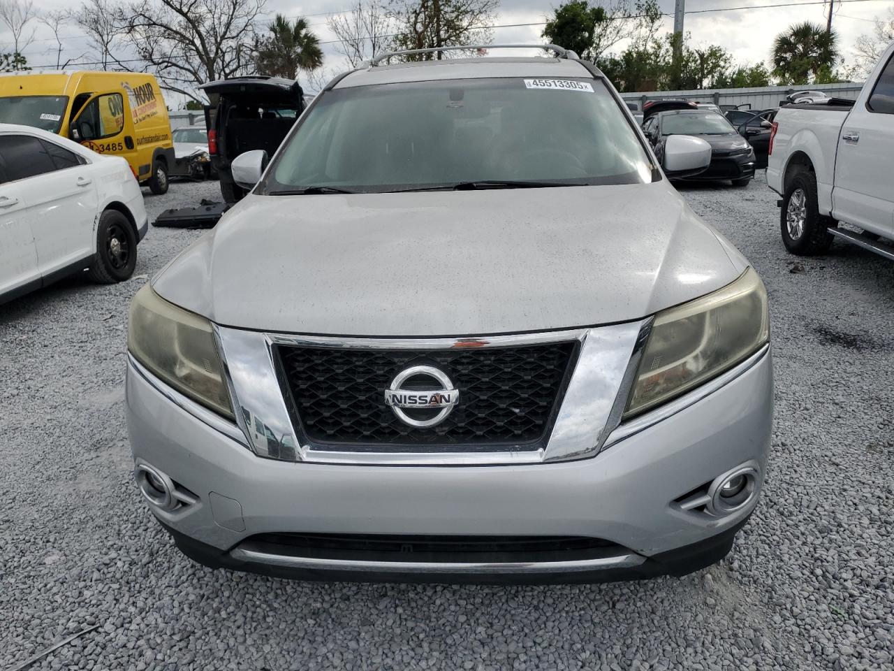 2014 Nissan Pathfinder - Image 5