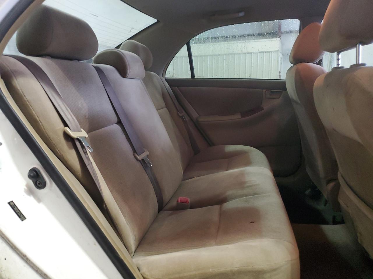 2005 Toyota Corolla - Image 10