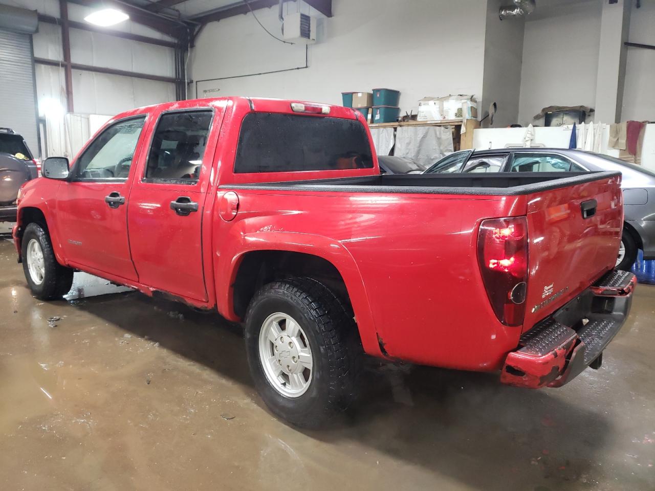 2004 Chevrolet Colorado - Image 2