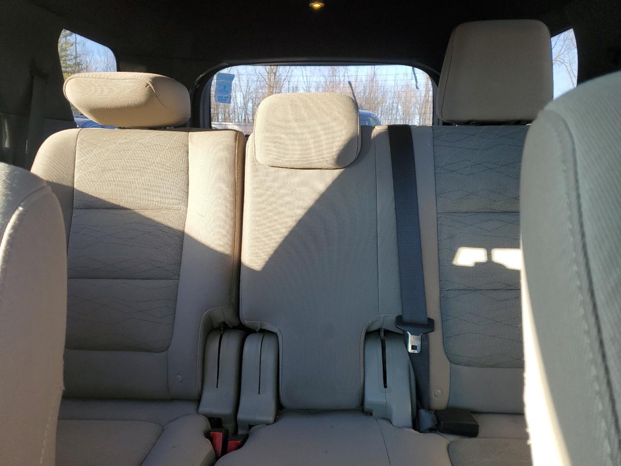 2015 Ford Explorer - Image 10