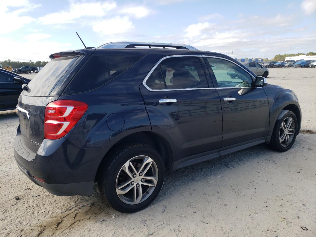 2016 Chevrolet Equinox - Image 3