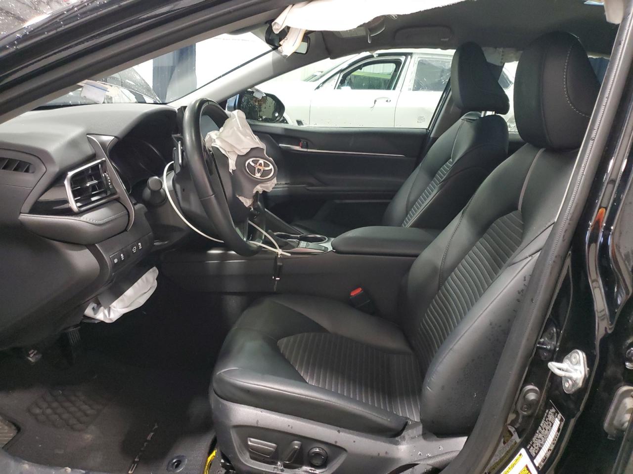 2023 Toyota Camry - Image 7