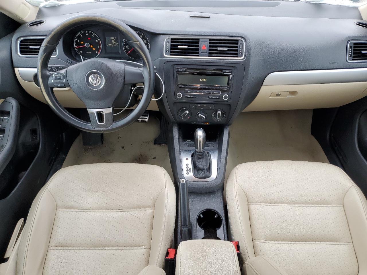2014 Volkswagen Jetta - Image 8