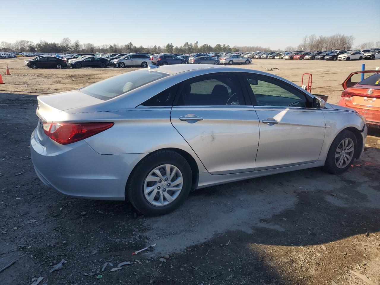 2012 Hyundai Sonata - Image 3