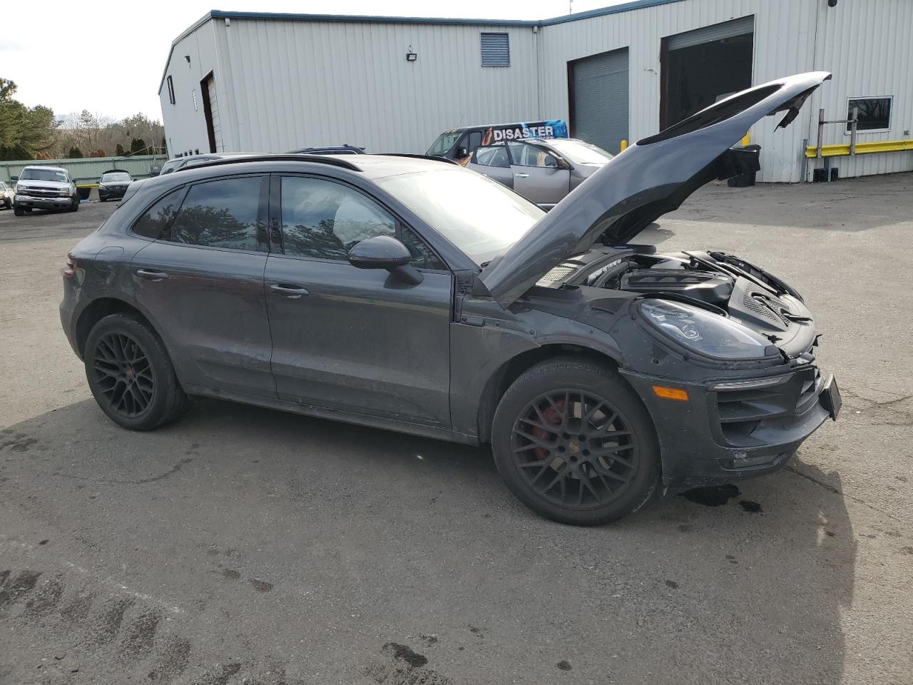 2017 Porsche Macan - Image 4
