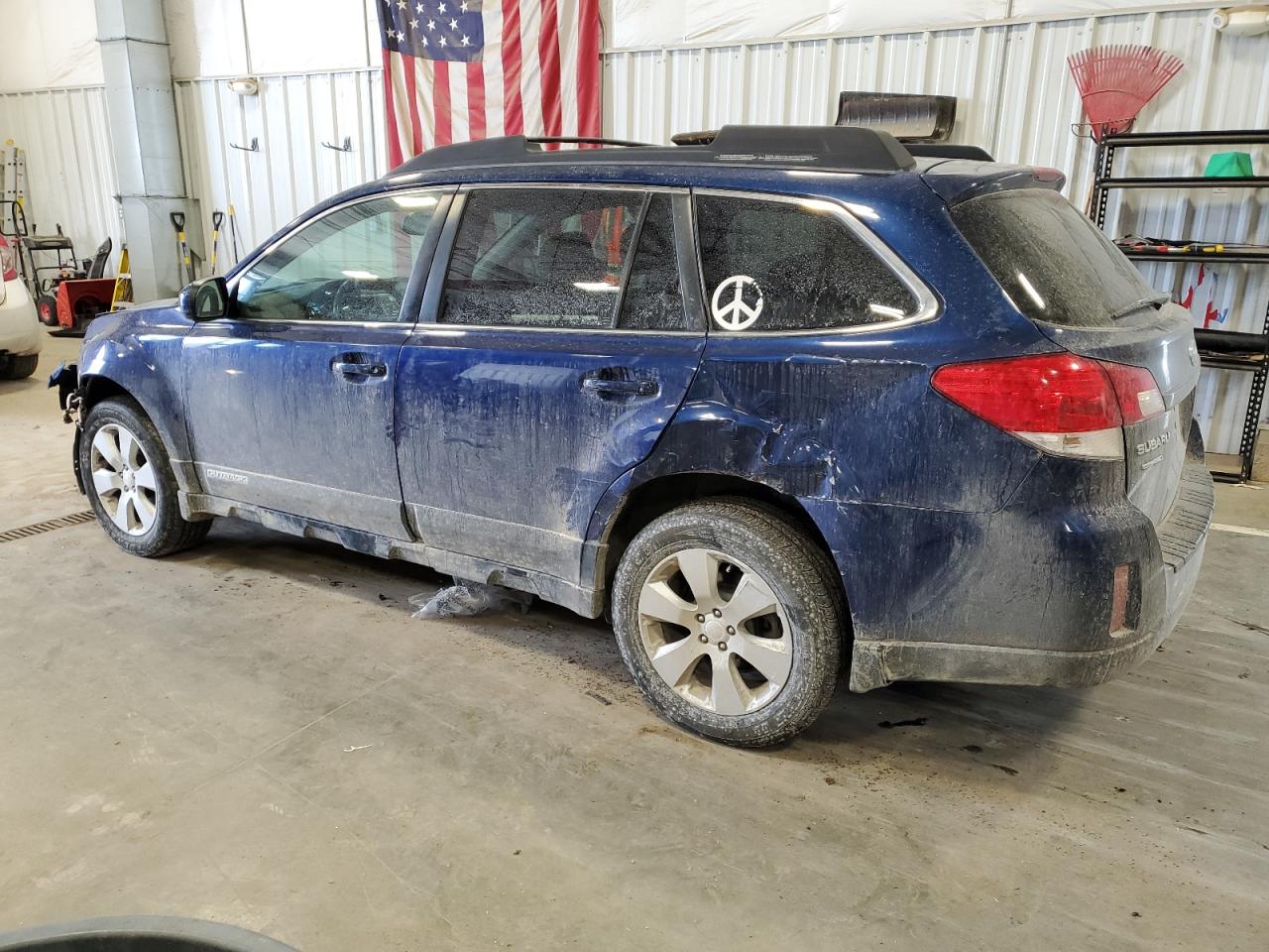 2011 Subaru Outback - Image 2