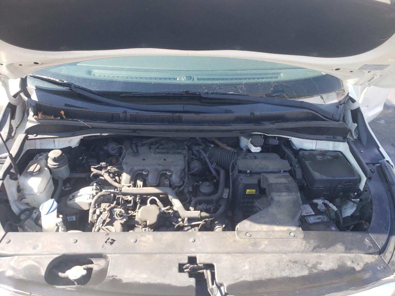 2017 Kia Sedona - Image 12