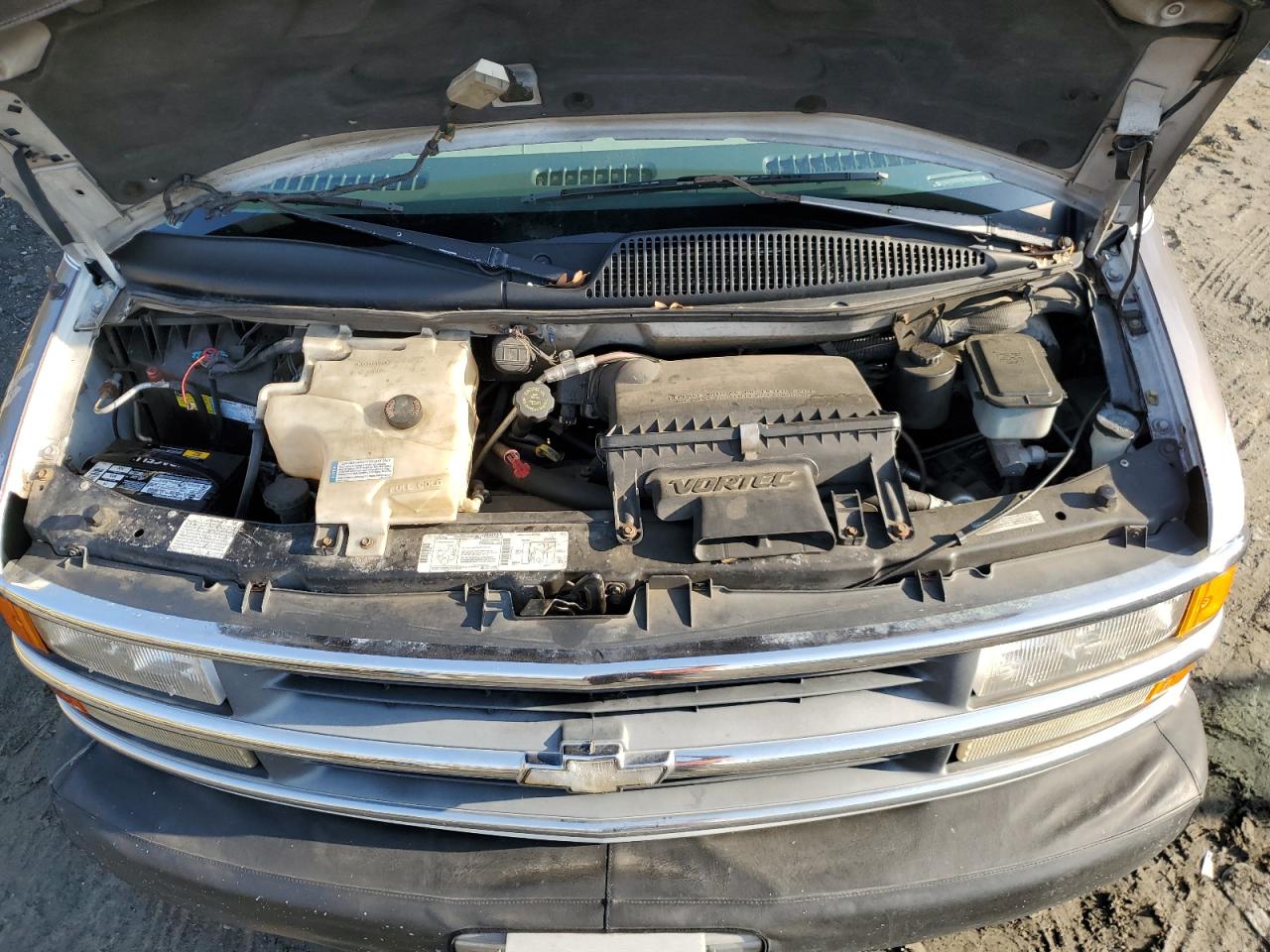 1996 Chevrolet Van - Image 12