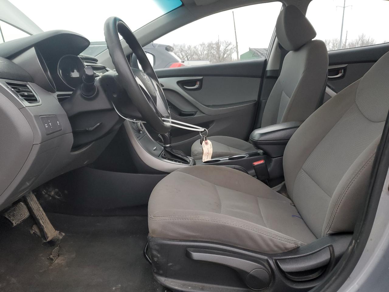 2016 Hyundai Elantra - Image 7