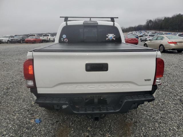  TOYOTA TACOMA 2018 Белый