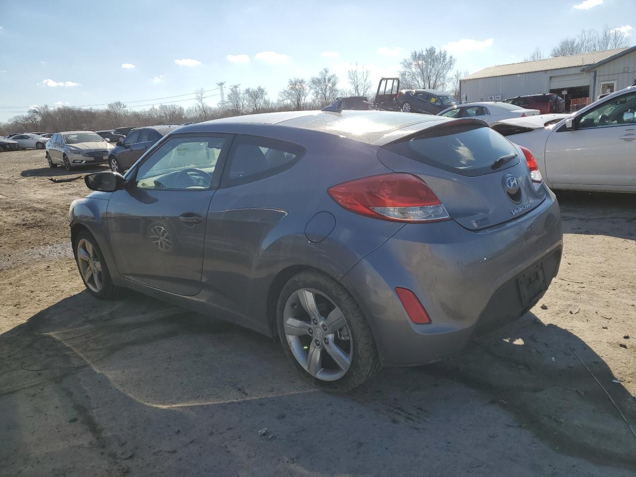 2013 Hyundai Veloster - Image 2