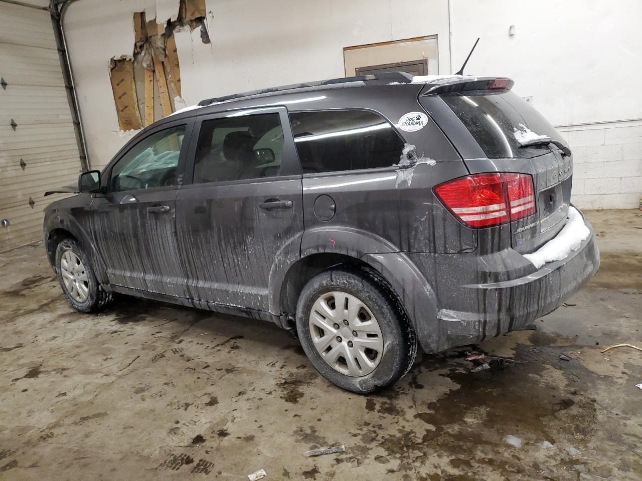 2017 Dodge Journey - Image 2