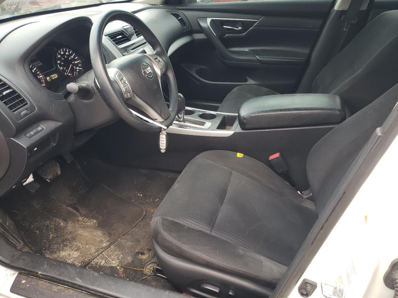 2015 Nissan Altima - Image 7