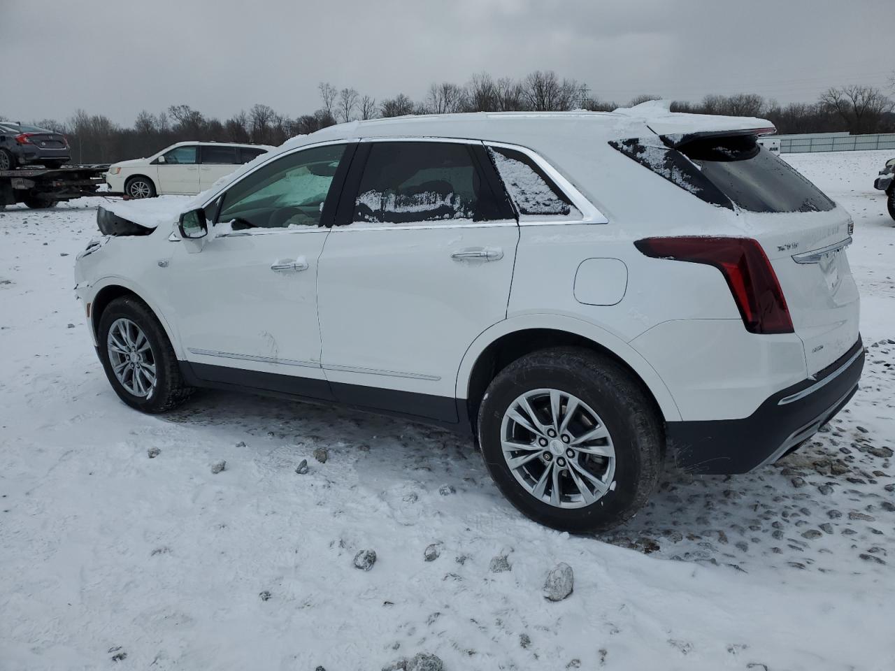 2021 Cadillac XT5 - Image 2