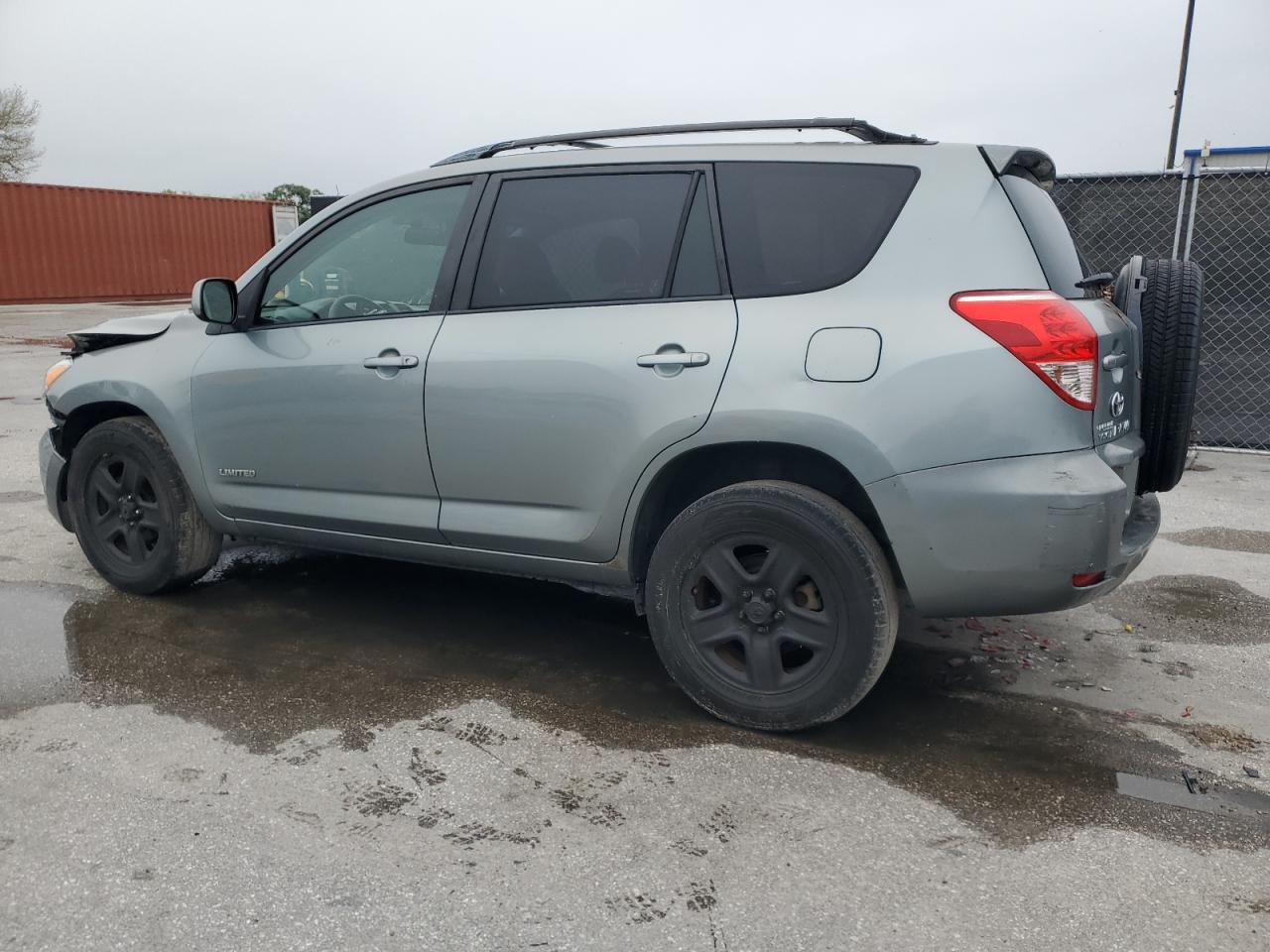 2006 Toyota RAV 4 - Image 2