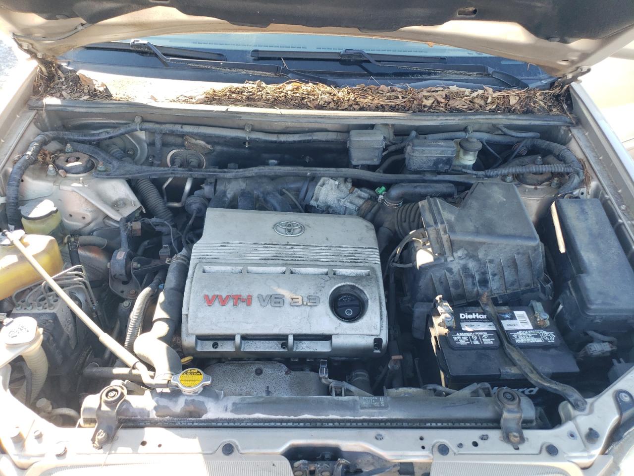 2004 Toyota Highlander - Image 12