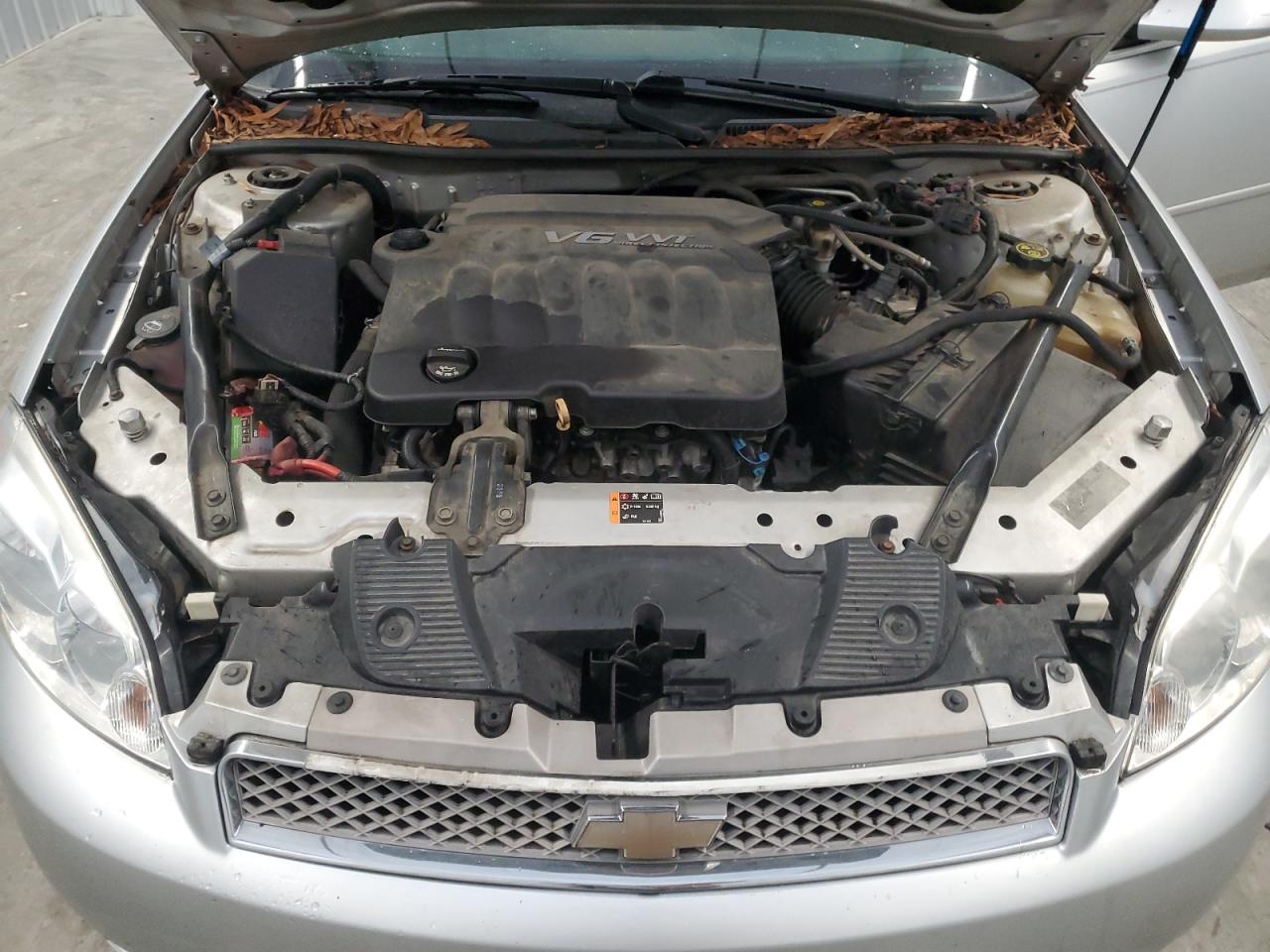 2016 Chevrolet Impala - Image 11