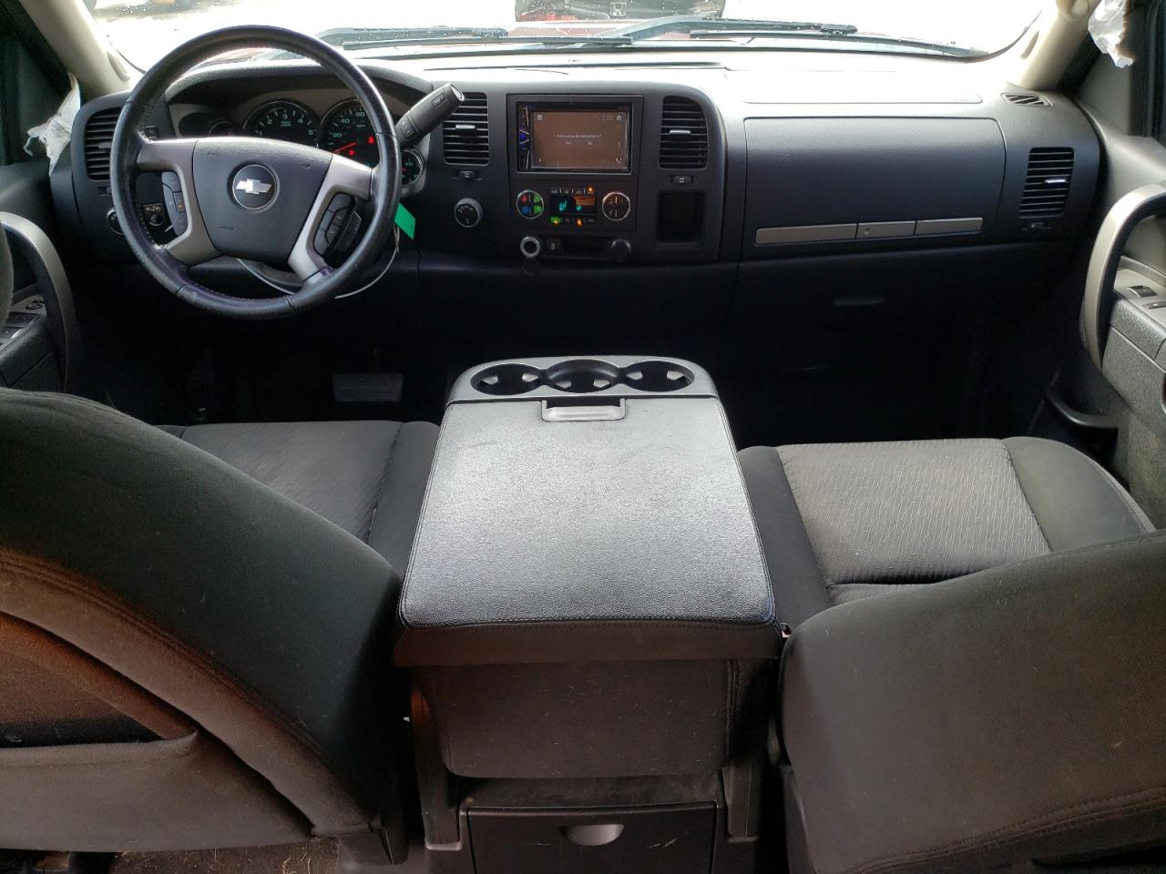 2013 Chevrolet Silverado - Image 8
