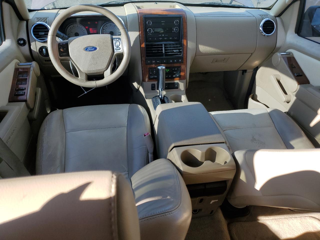 2007 Ford Explorer - Image 8