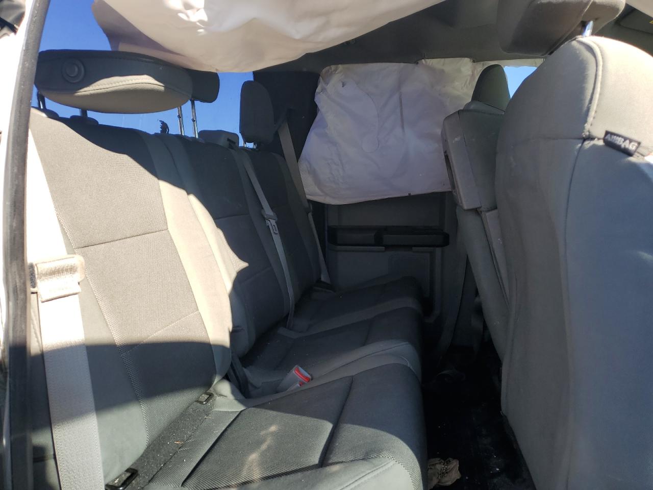 2015 Ford F-150 - Image 10