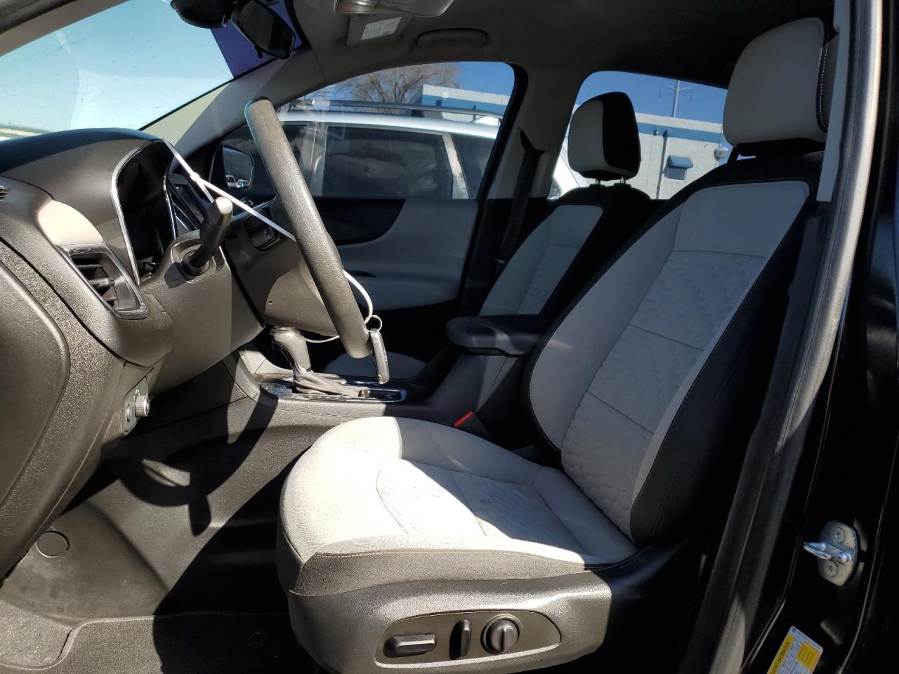 2020 Chevrolet Equinox - Image 7