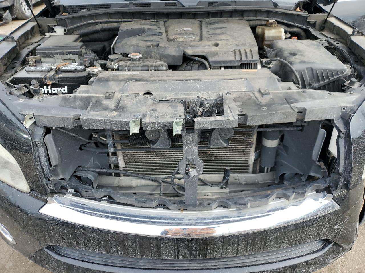 2012 Infiniti QX56 - Image 12