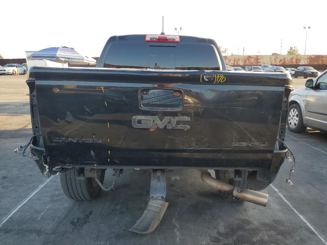 2017 GMC Canyon - Image 6