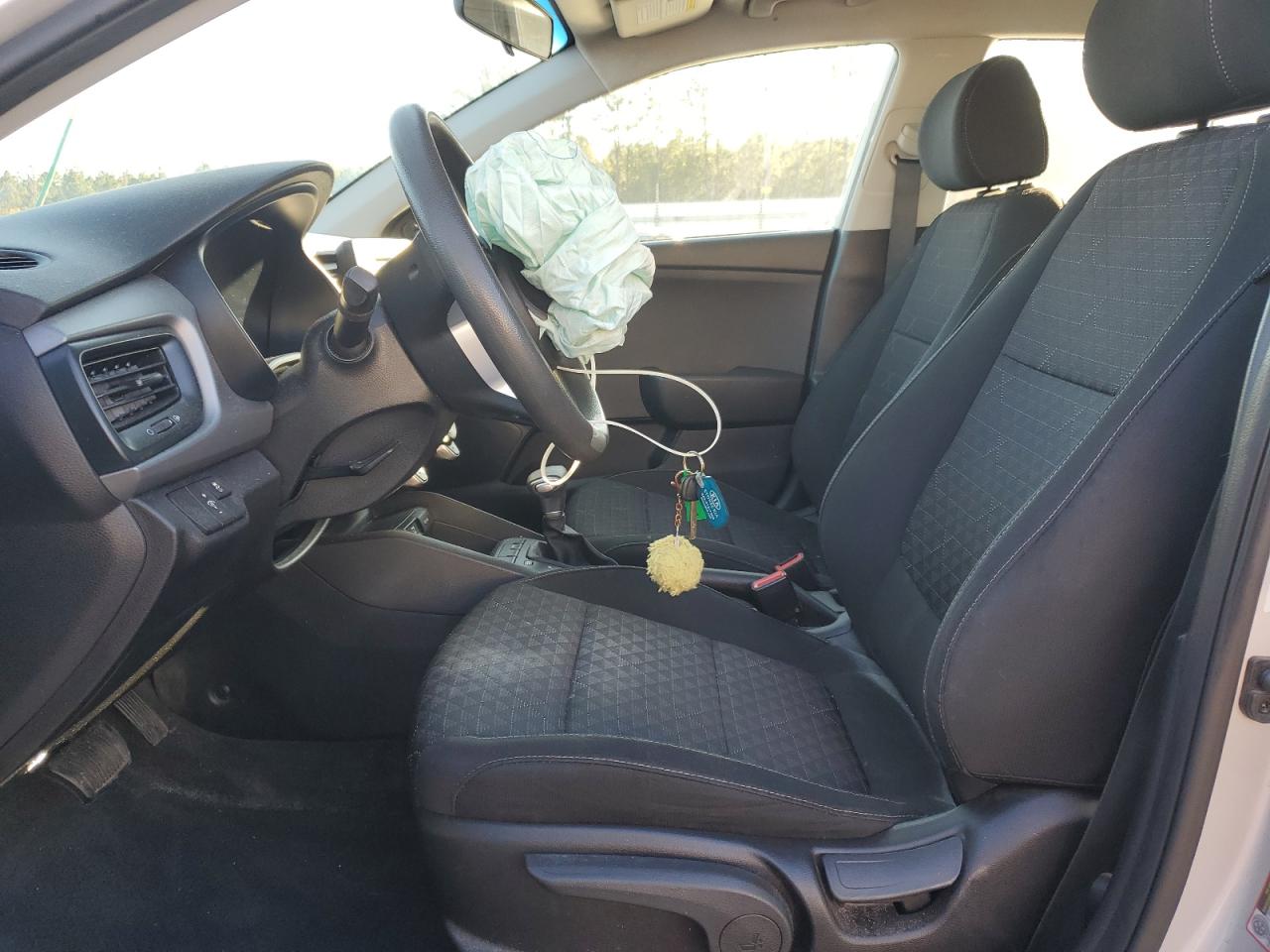2018 Kia Rio - Image 7
