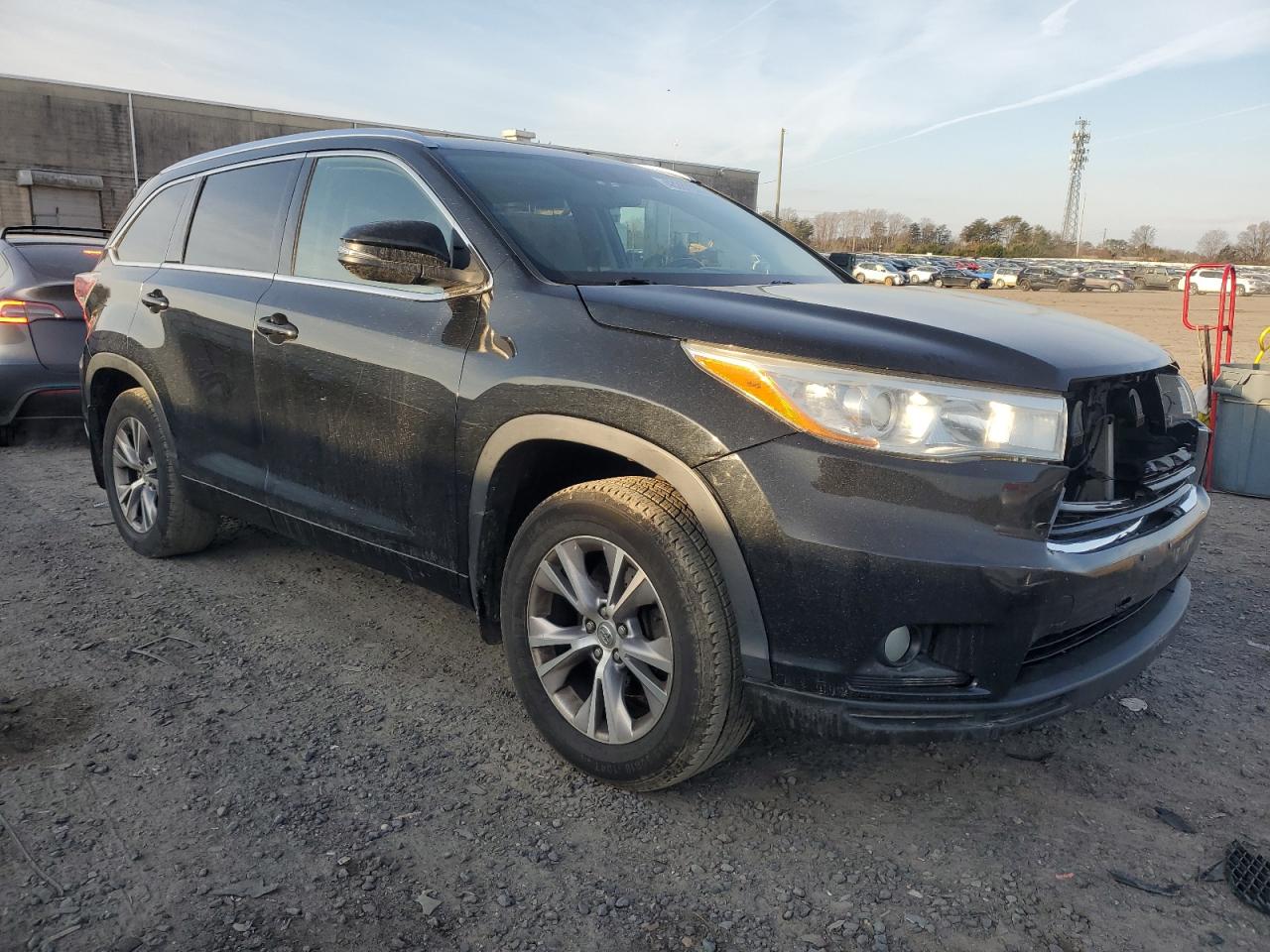 2015 Toyota Highlander - Image 4