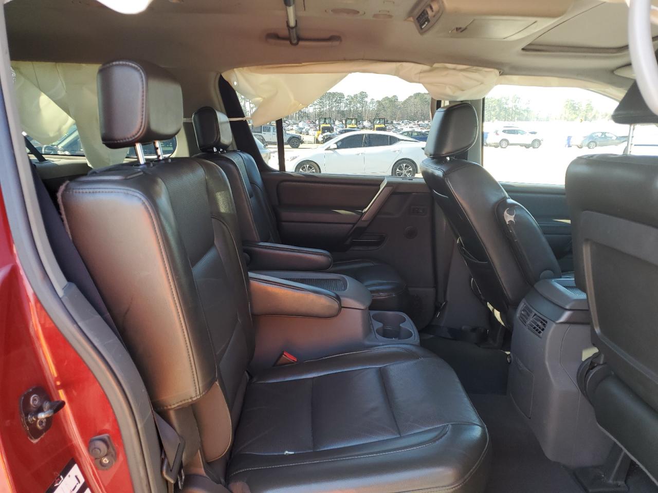 2007 Nissan Armada - Image 11