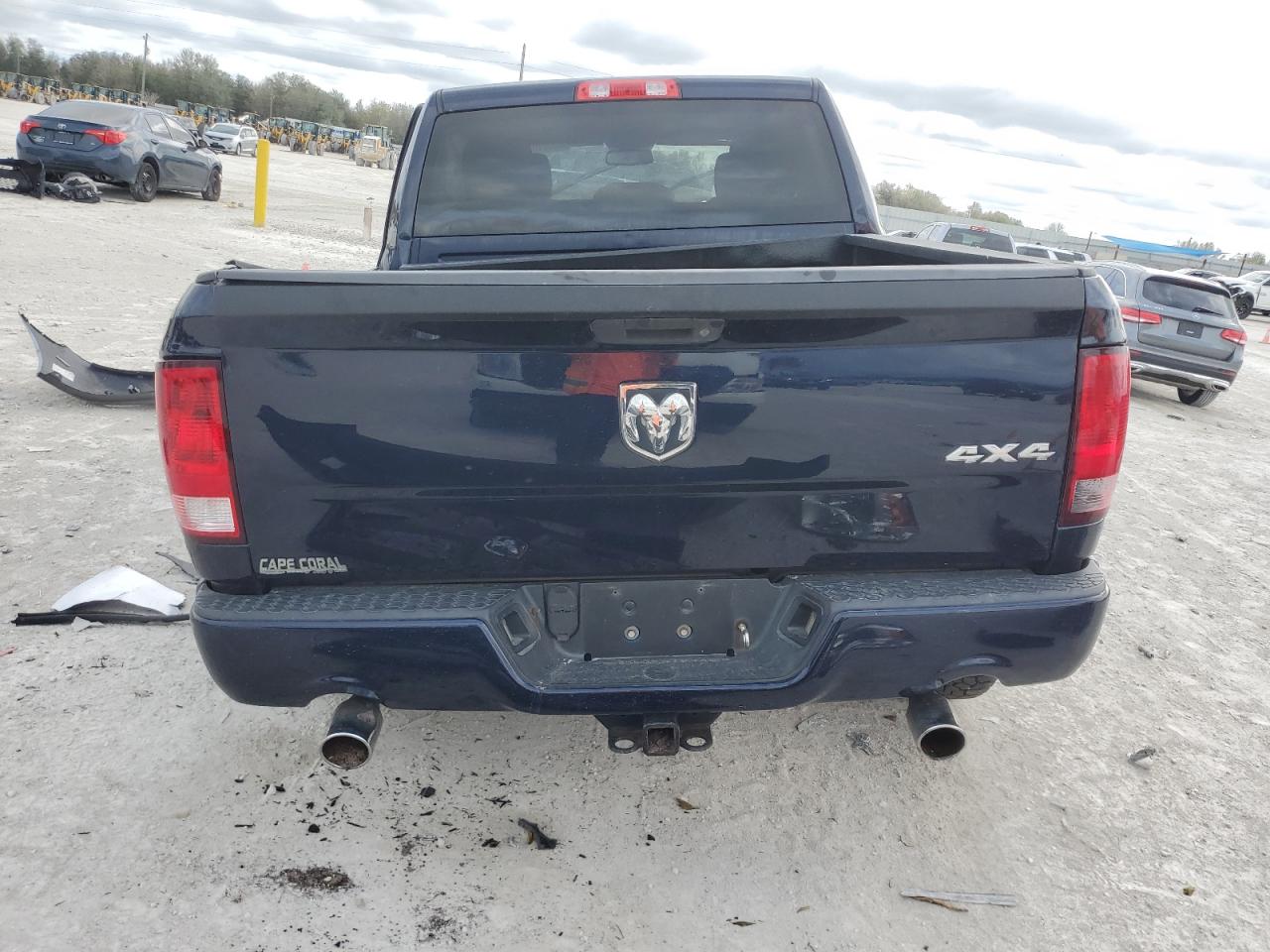 2016 RAM 1500 - Image 6