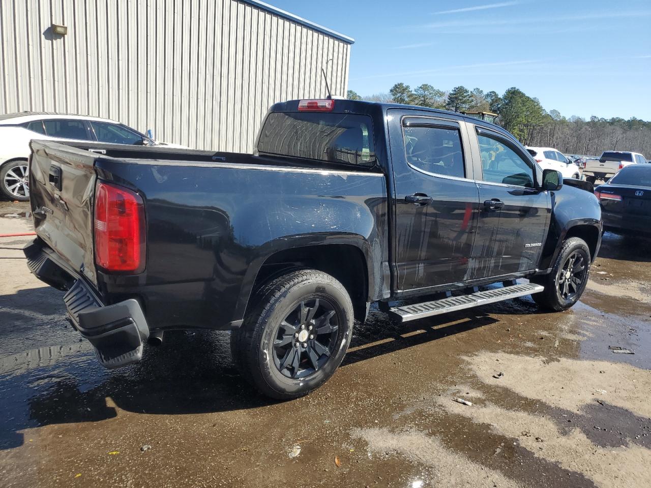 2016 Chevrolet Colorado - Image 3