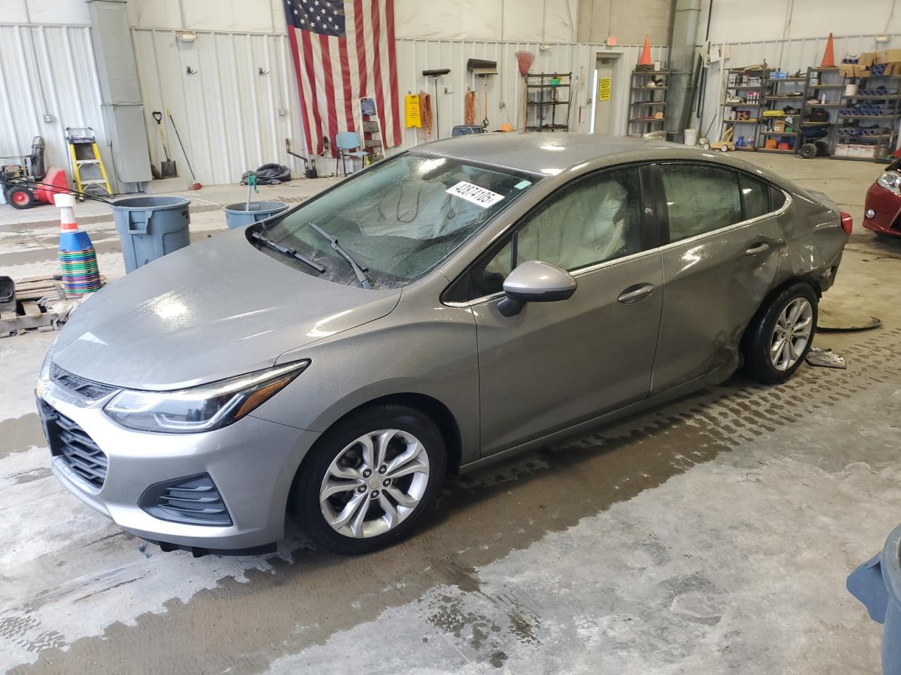 2019 Chevrolet Cruze - Image 1