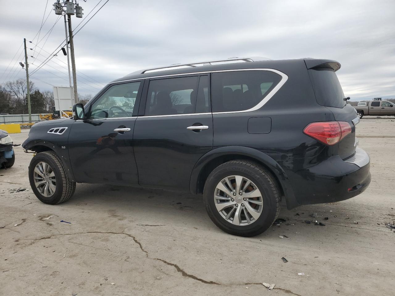 2017 Infiniti QX80 - Image 2