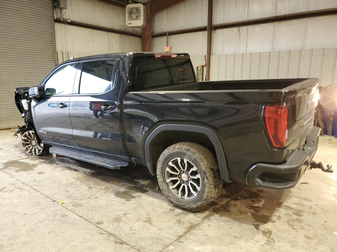 2021 GMC Sierra - Image 2
