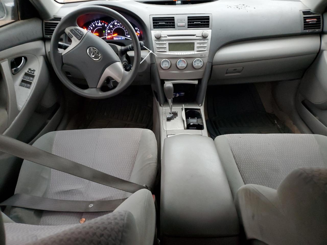 2011 Toyota Camry - Image 8