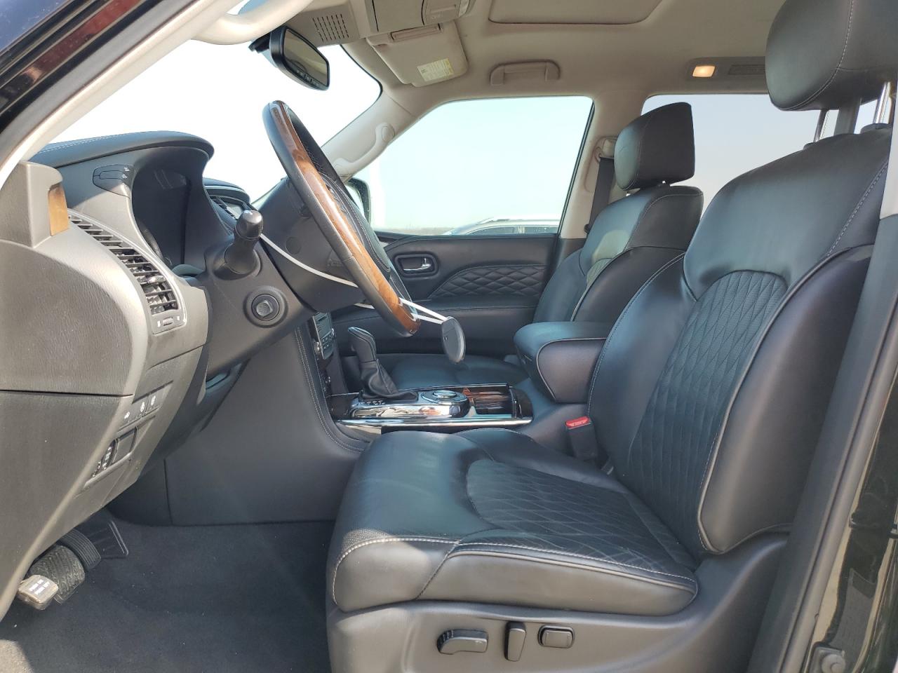 2019 Infiniti QX80 - Image 7